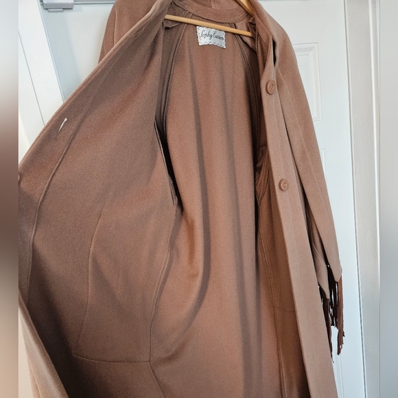 Vintage Sophy Curson light brown tan coat with fringe shawl - Picture 3 of 17